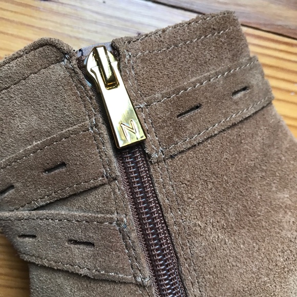 Naturalizer Suede Tan Cognac Pointed Toe Boots with Strap, EUC, 7.5 - Picture 7 of 13